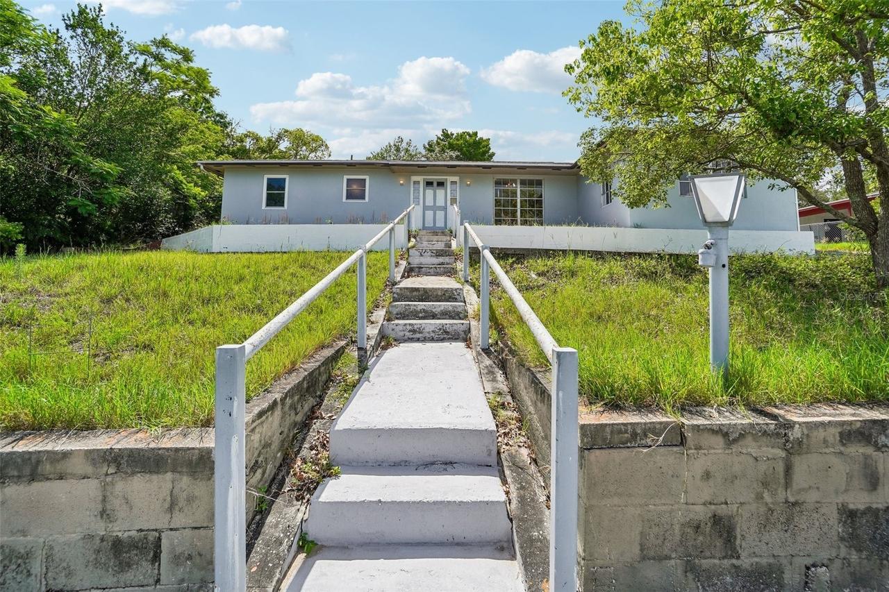 1090 Edgehill Ave Ave., Spring Hill, FL 34606
