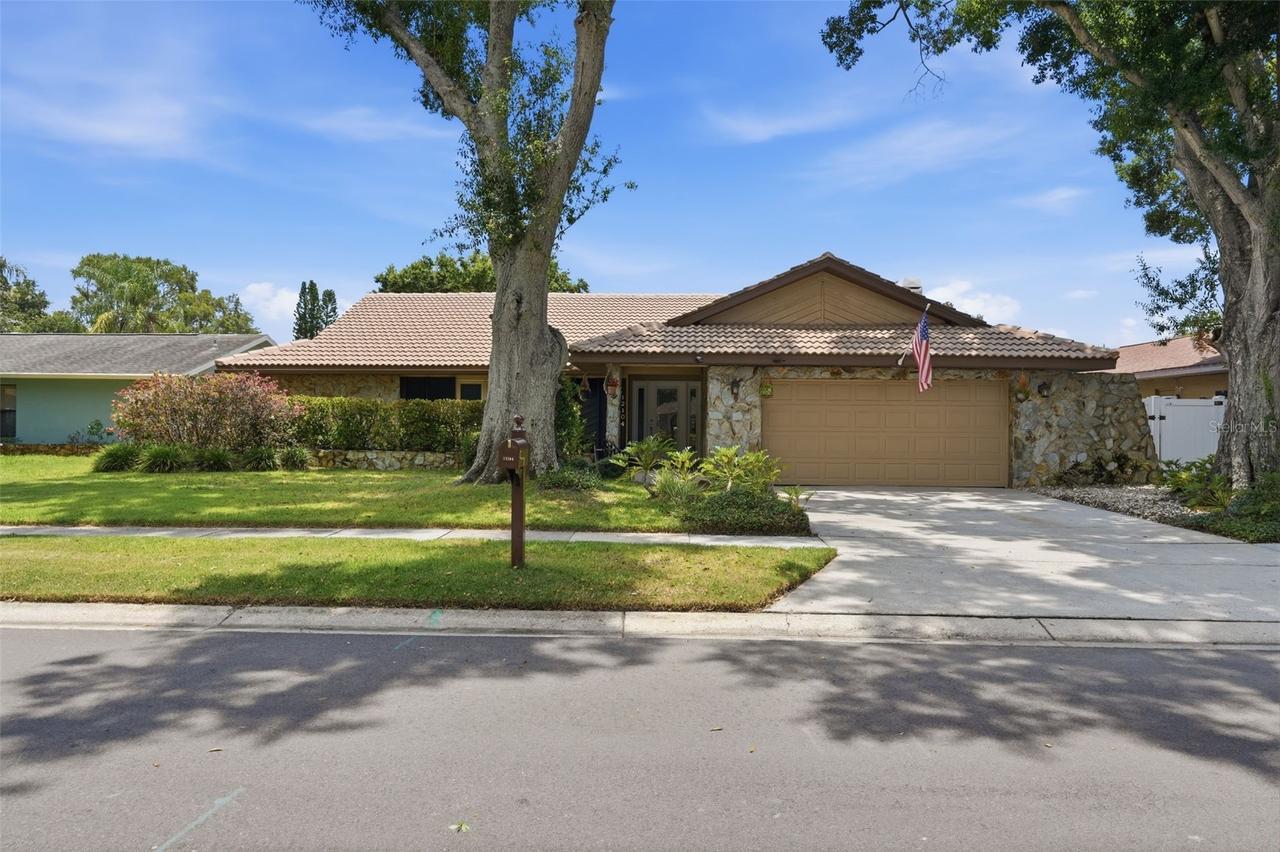 12104 99th Ave., Seminole, FL 33772