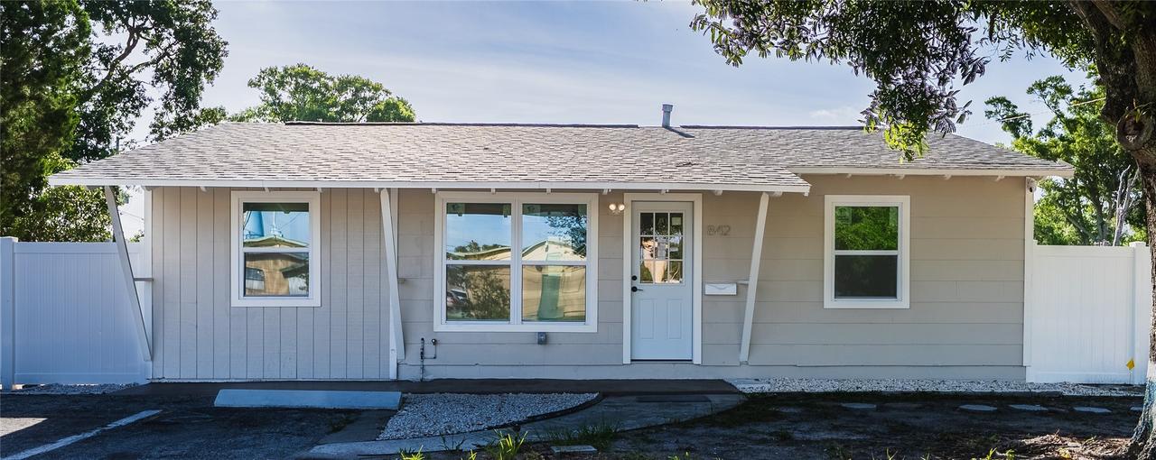 842 43rd St., St Petersburg, FL 33711