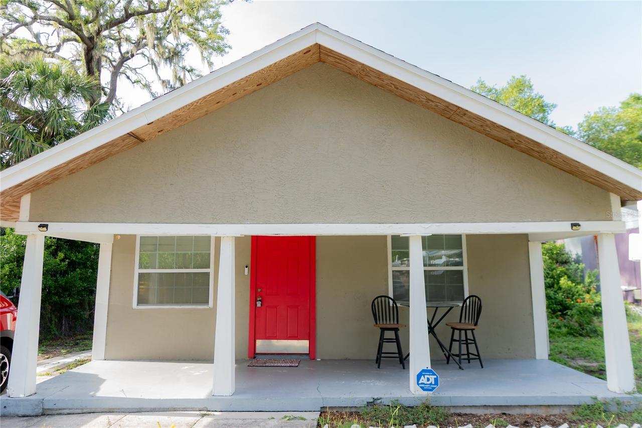 1906 E Caracas St., Tampa, FL 33610