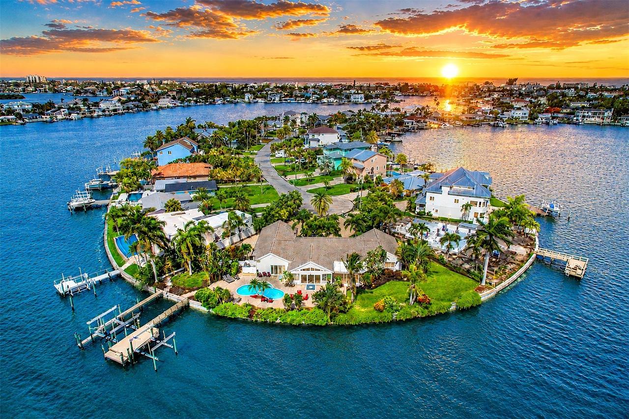 495 Harbor Dr., Indian Rocks Beach, FL 33785