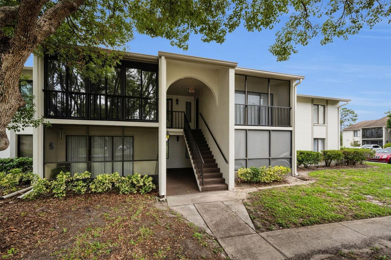 2687 Pine Ridge Way #B2, Palm Harbor, FL 34684