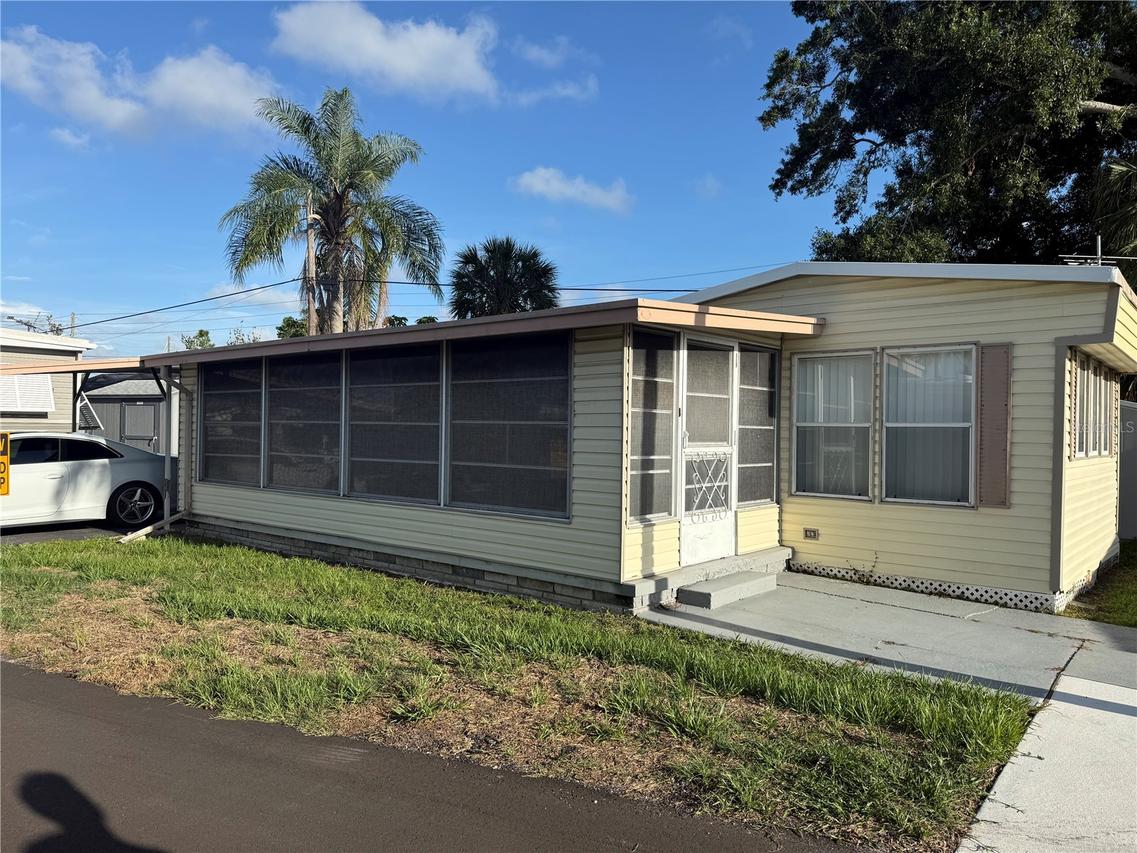 12674 Seminole Blvd. #S18, Largo, FL 33778
