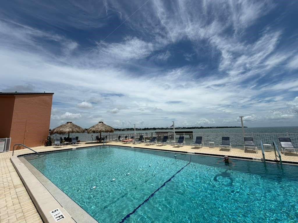 7432 Sunshine Skyway Ln. #206, St Petersburg, FL 33711
