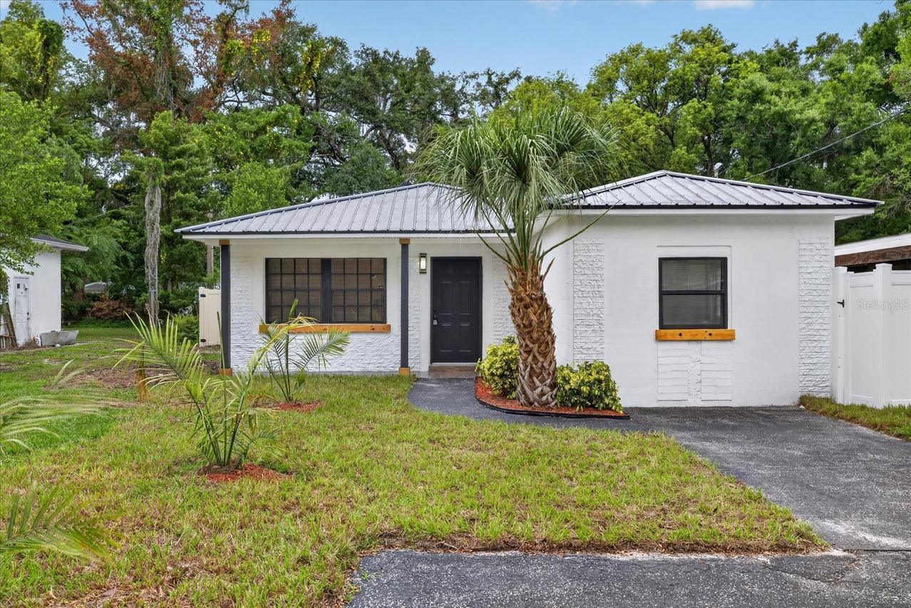 1919 E Clifton St., Tampa, FL 33610