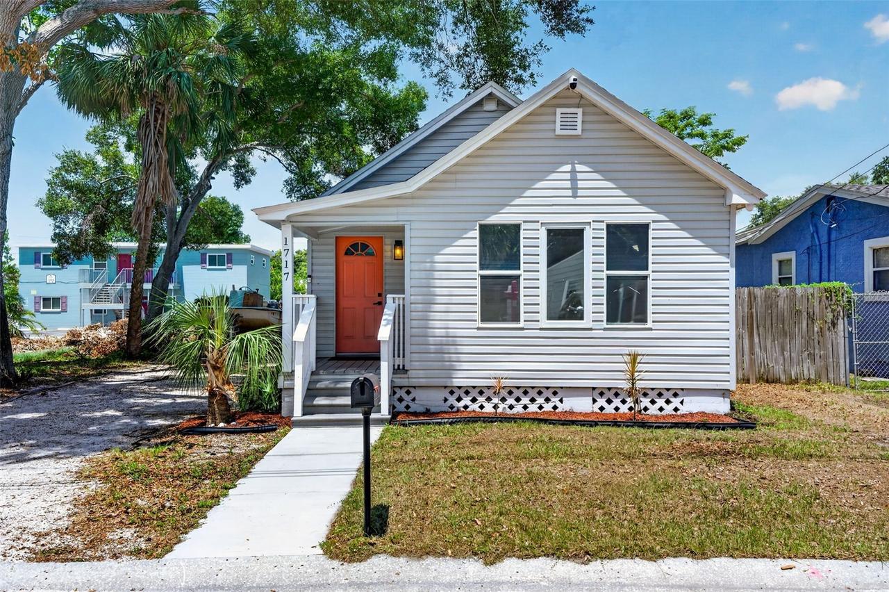 1717 18th St., St Petersburg, FL 33712