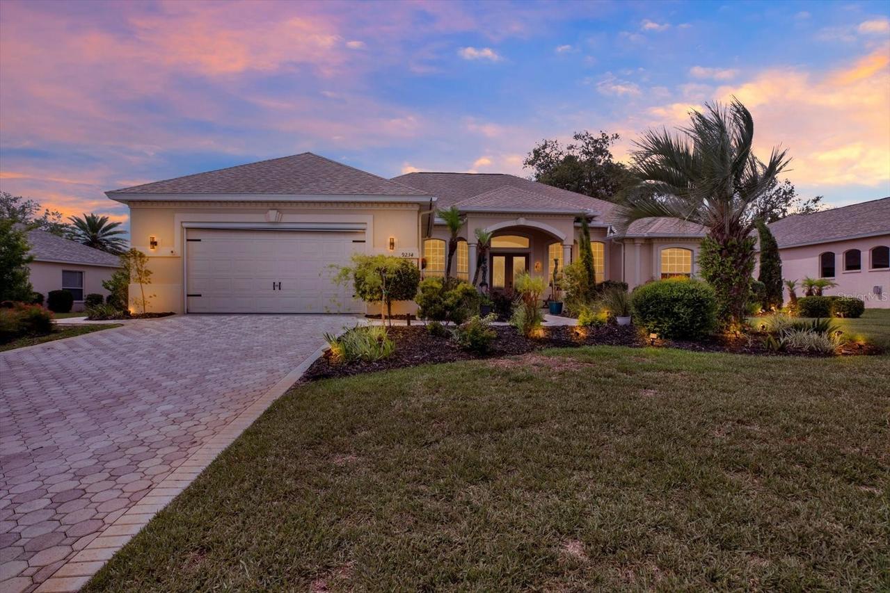 9234 Grand Cypress Dr., Weeki Wachee, FL 34613