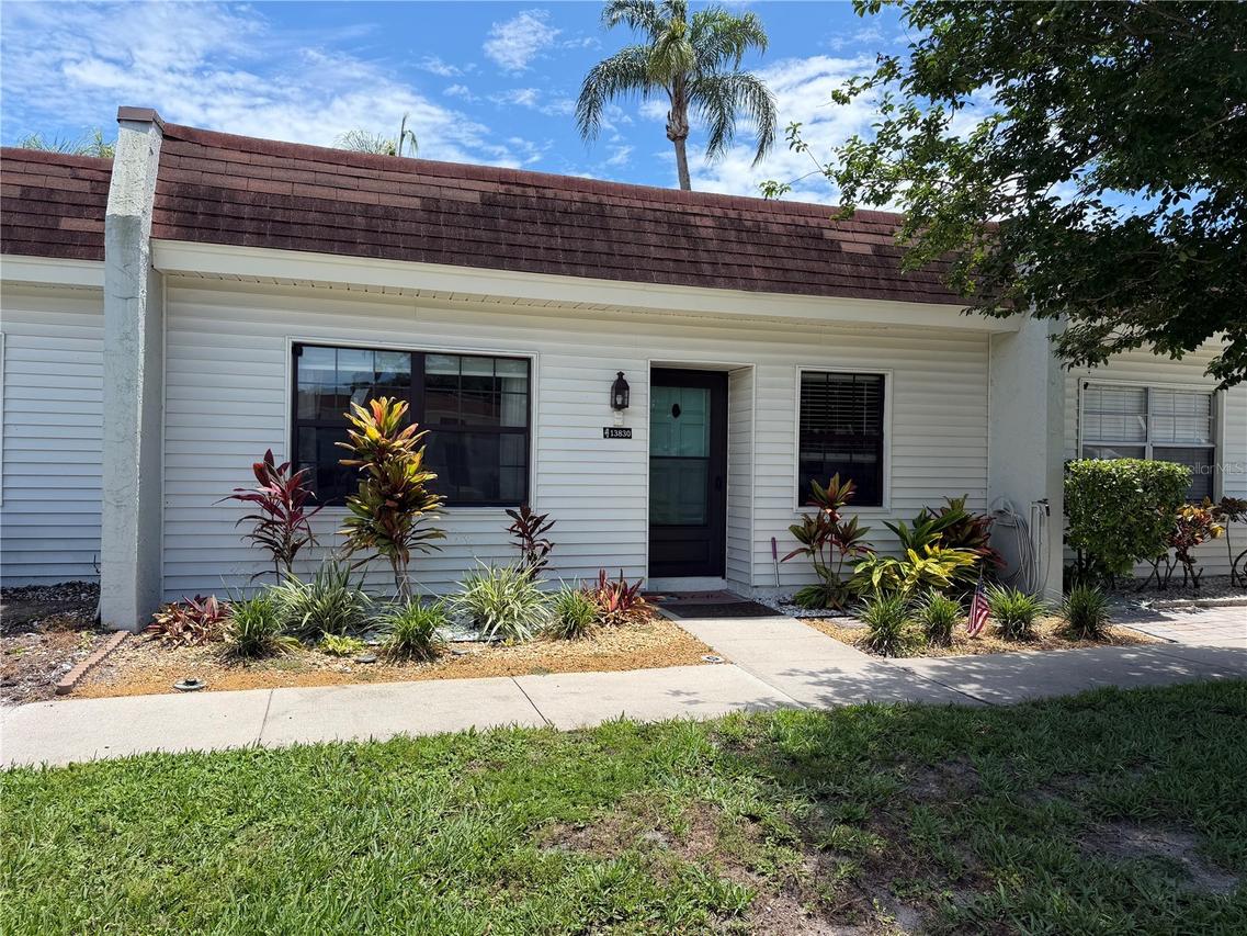 13830 Mission Oaks Blvd., Seminole, FL 33776