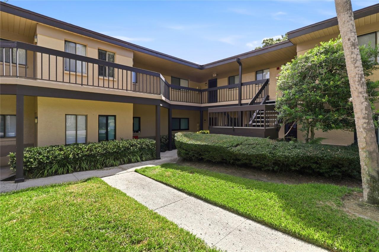 2685 Sabal Springs Cir. #105, Clearwater, FL 33761