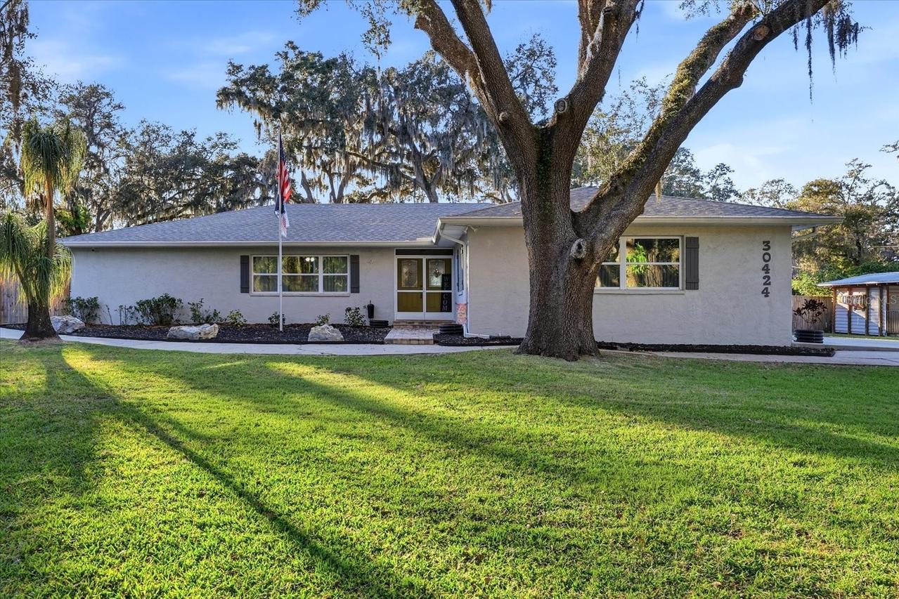30424 Hillside Ln., Wesley Chapel, FL 33545