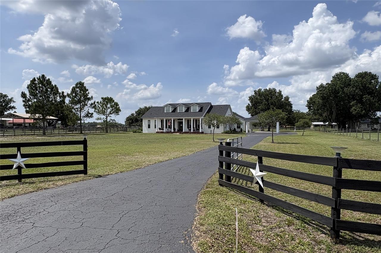 18622 Dorman Rd., Lithia, FL 33547