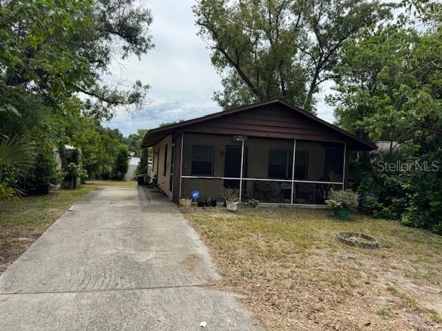 8609 N 13th St., Tampa, FL 33604