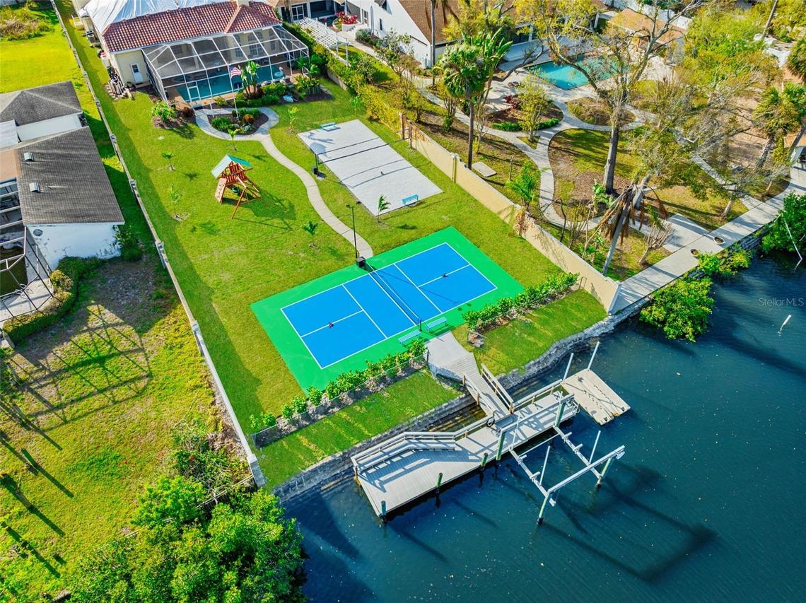 4915 Troydale Rd., Tampa, FL 33615