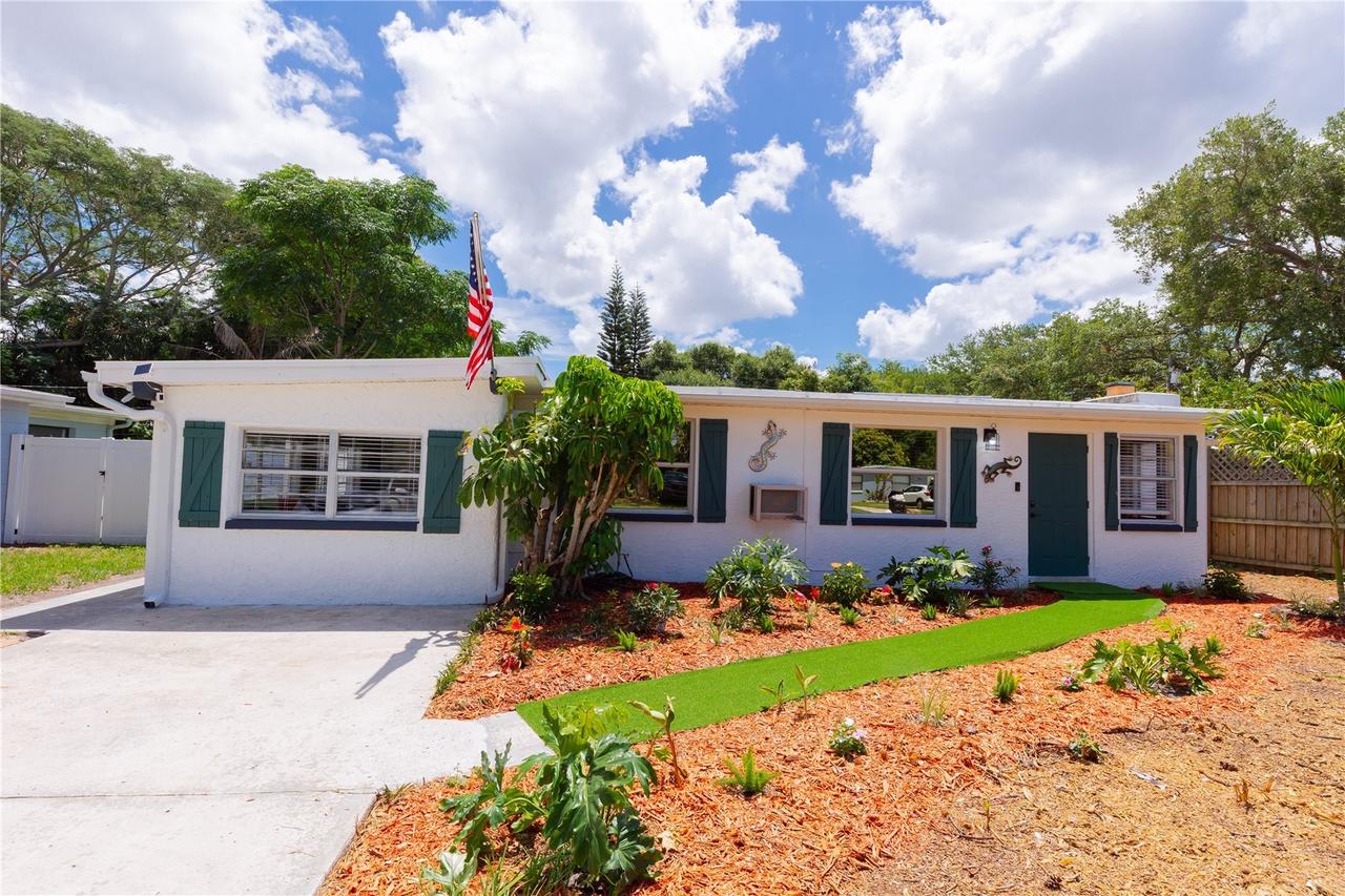 10791 105th St., Largo, FL 33773