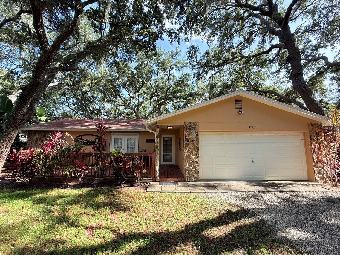 13828 Friendship Ln., Odessa, FL 33556