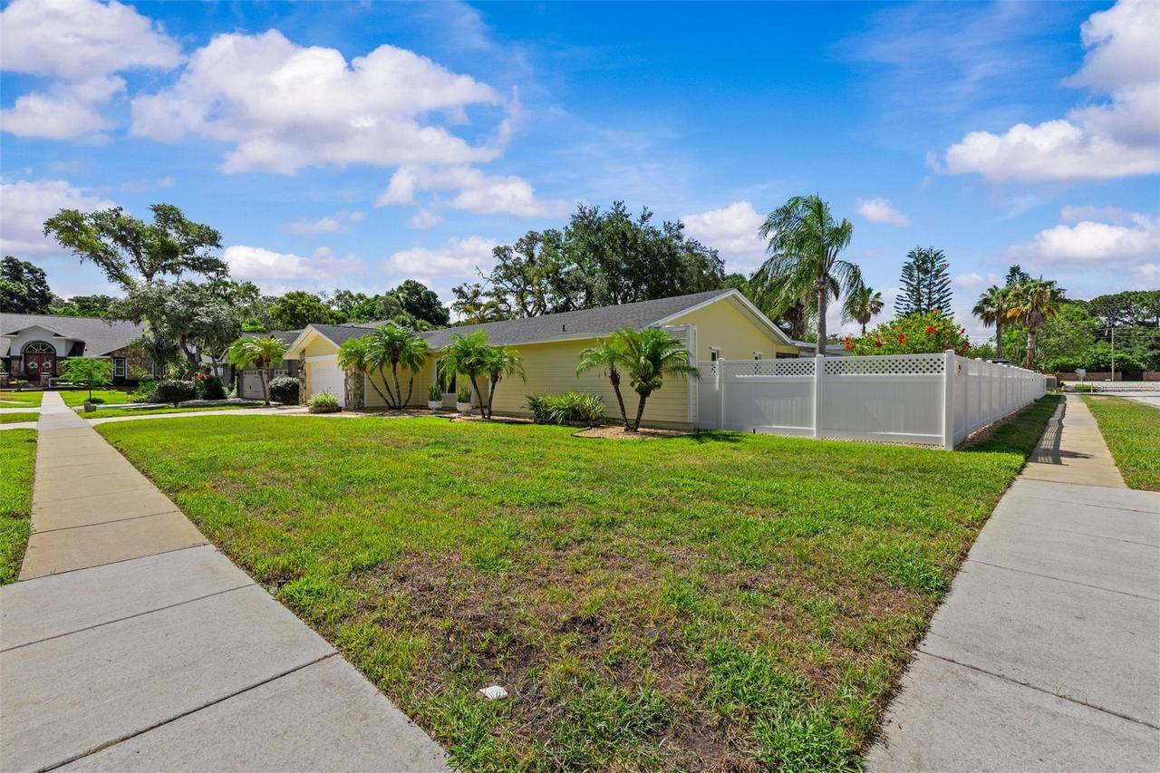 2828 Bridlewood Ct., Palm Harbor, FL 34683