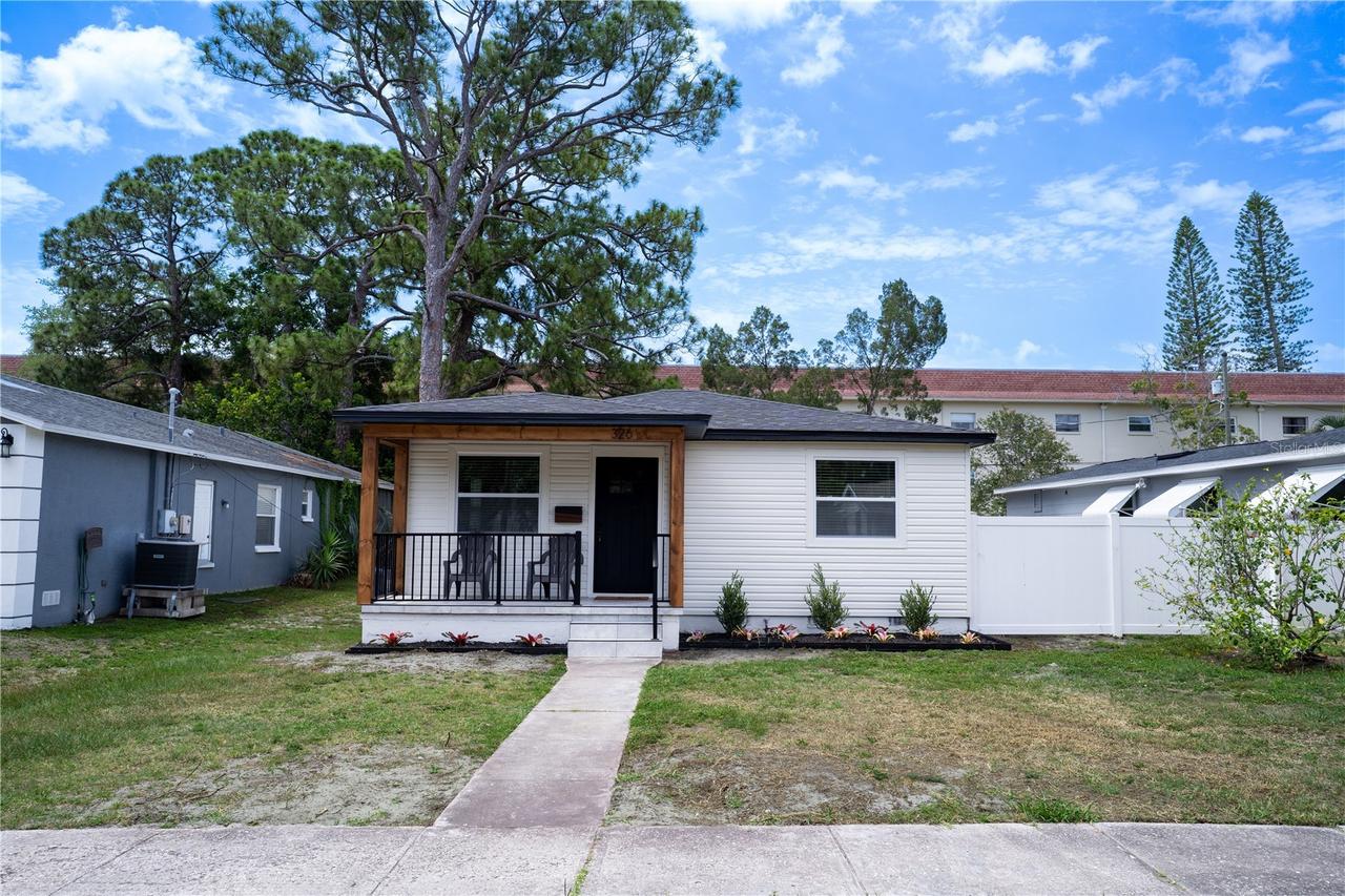326 41st Ave., St Petersburg, FL 33703