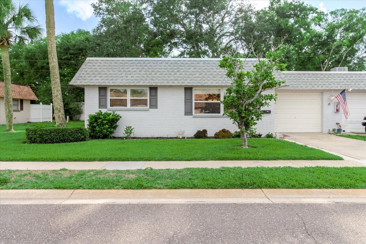 1201 Cara Dr., Largo, FL 33771