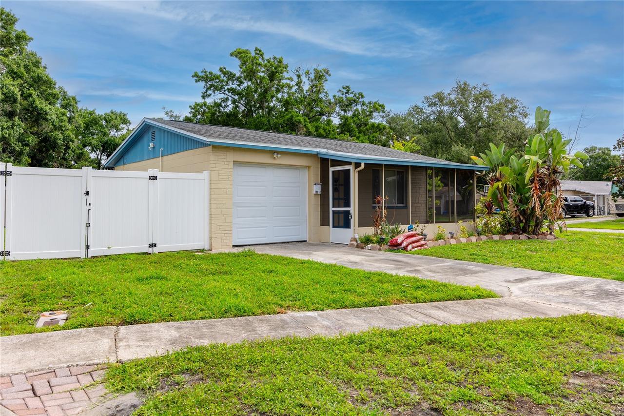 10010 62nd St., Pinellas Park, FL 33782