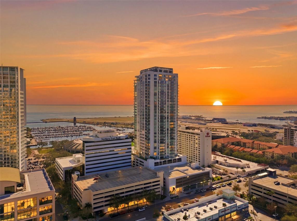301 1st St. #1001, St Petersburg, FL 33701