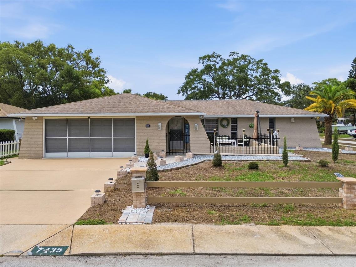 7435 Fireside Dr., Port Richey, FL 34668