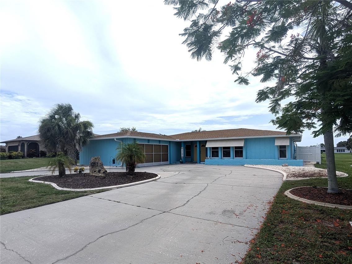 50 Caddy Rd., Rotonda West, FL 33947
