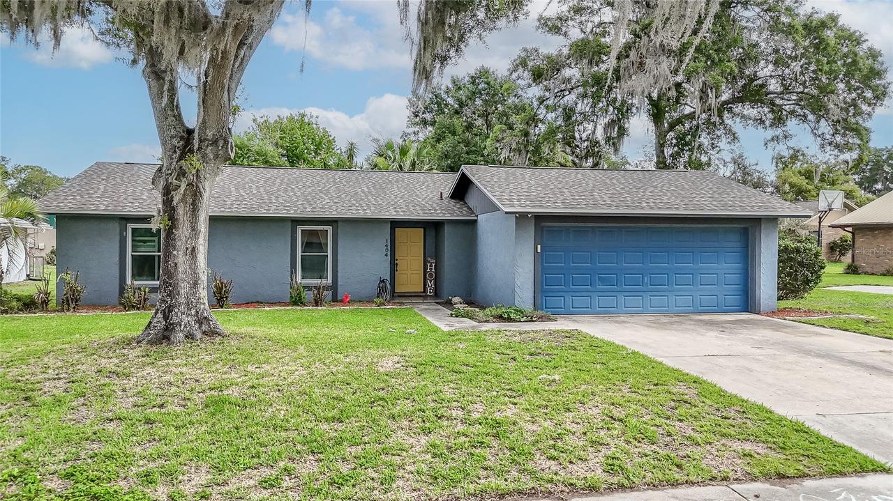 1404 Redbud Cir., Plant City, FL 33563