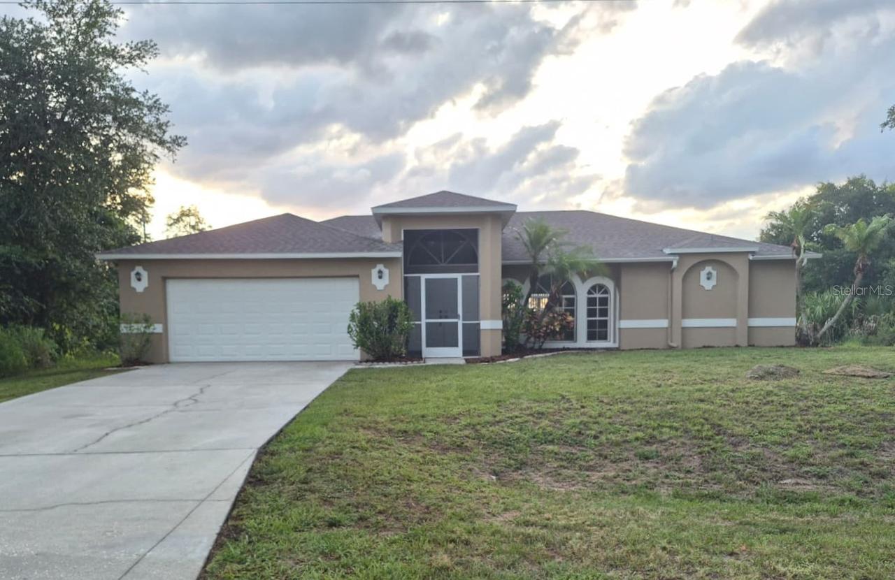 3253 Gilbert St., North Port, FL 34288