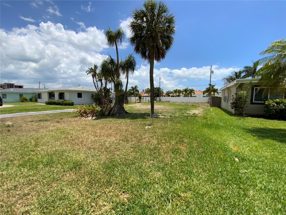 380 46th Ave., St Pete Beach, FL 33706