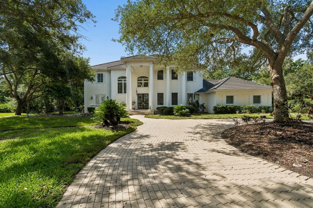 2984 Jeff Myers Cir., Sarasota, FL 34240