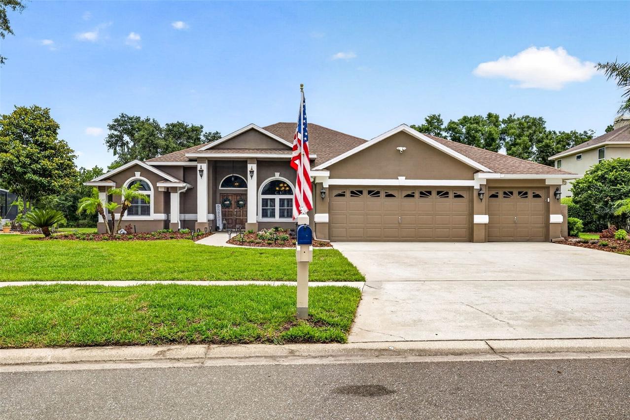 3904 S S Nine Dr., Valrico, FL 33596