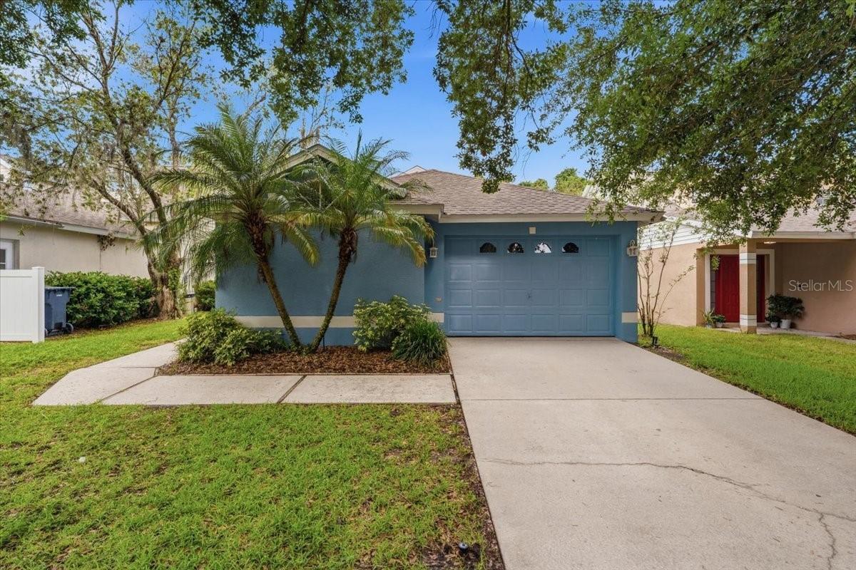 5863 Meadowpark Pl., Lithia, FL 33547