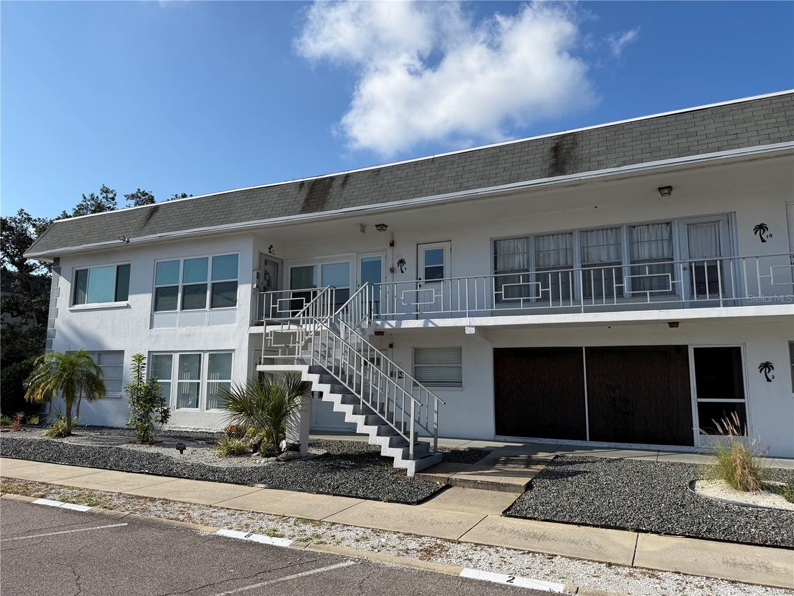 1221 Drew St. #D9, Clearwater, FL 33755