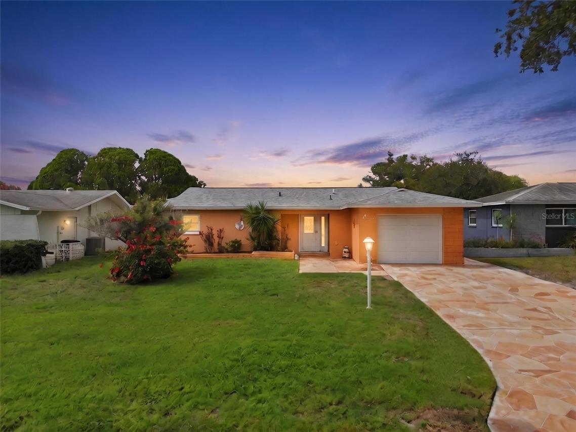 2158 Scotland Dr., Clearwater, FL 33763