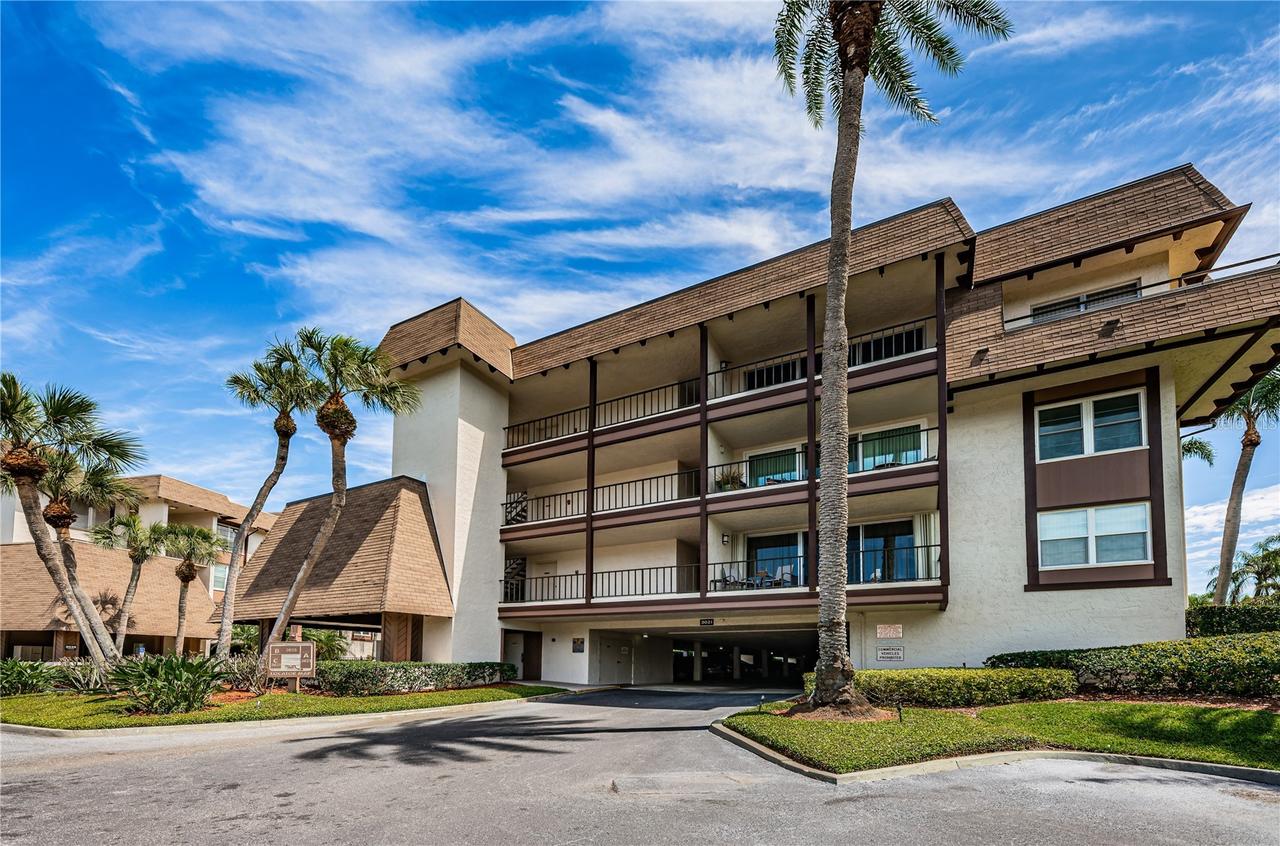 3021 Countryside Blvd. #26A, Clearwater, FL 33761