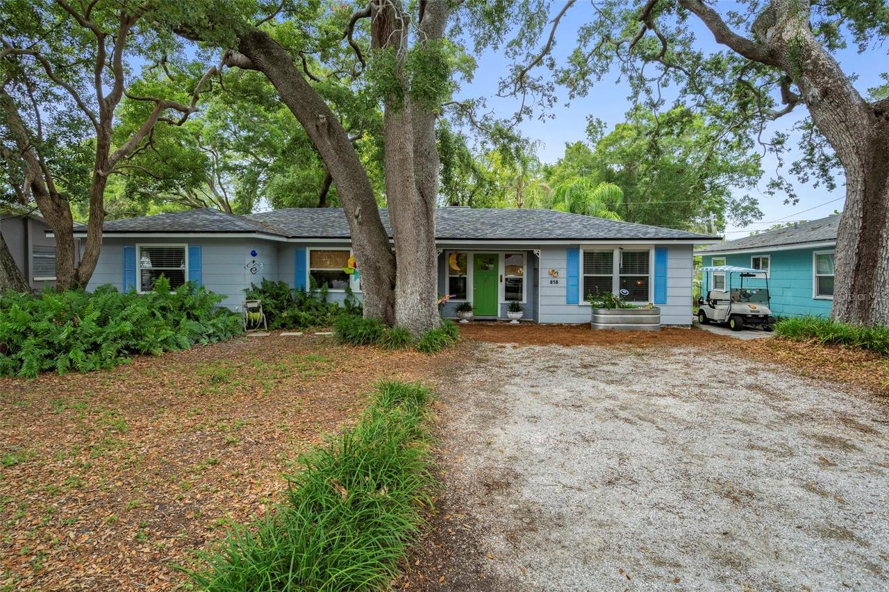 818 Wilkie St., Dunedin, FL 34698