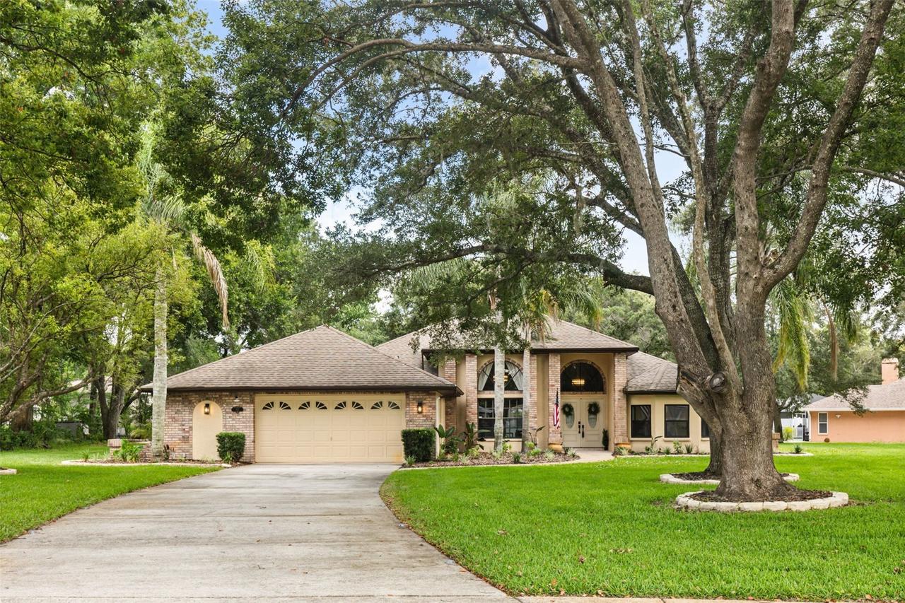 312 Hollow Oak Ct., Spring Hill, FL 34609