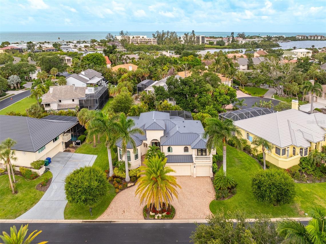3271 Bayou Rd., Longboat Key, FL 34228