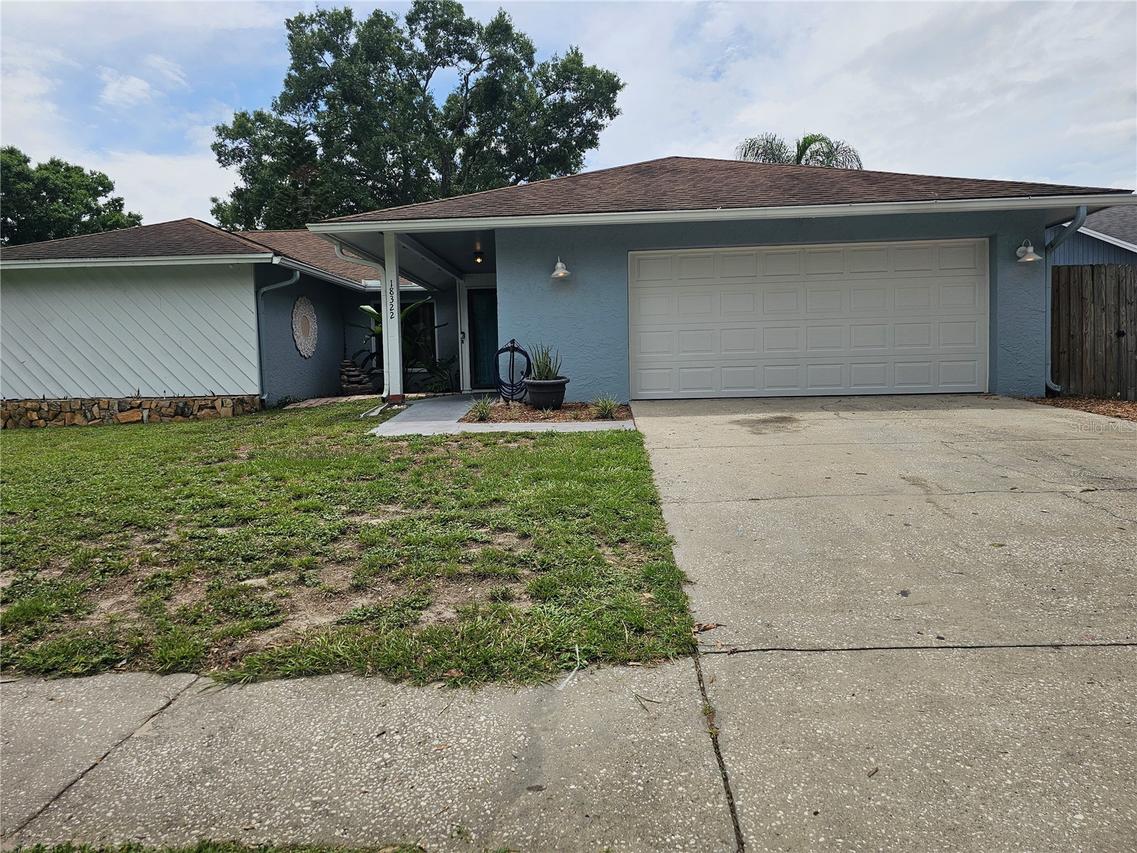 18322 Swan Lake Dr., Lutz, FL 33549