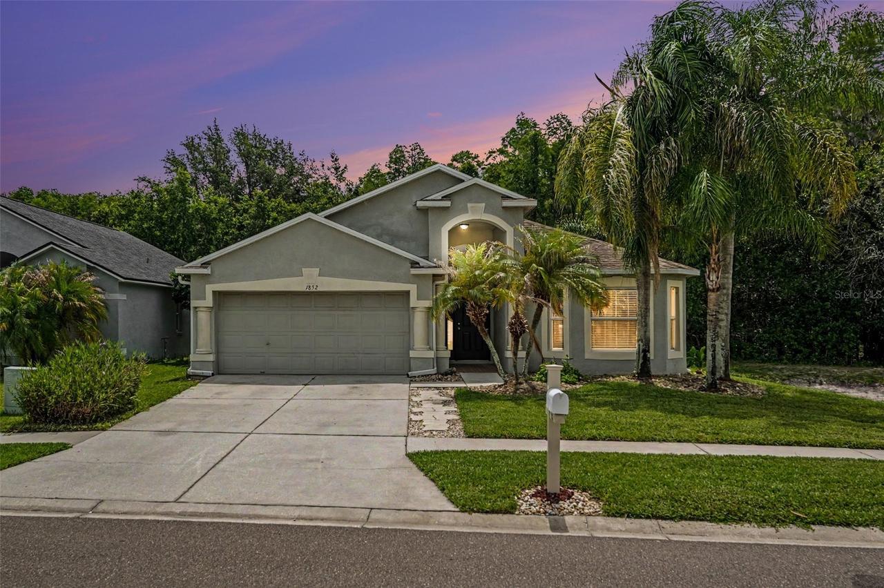 1852 Blanchard Ct, Wesley Chapel, FL 33543