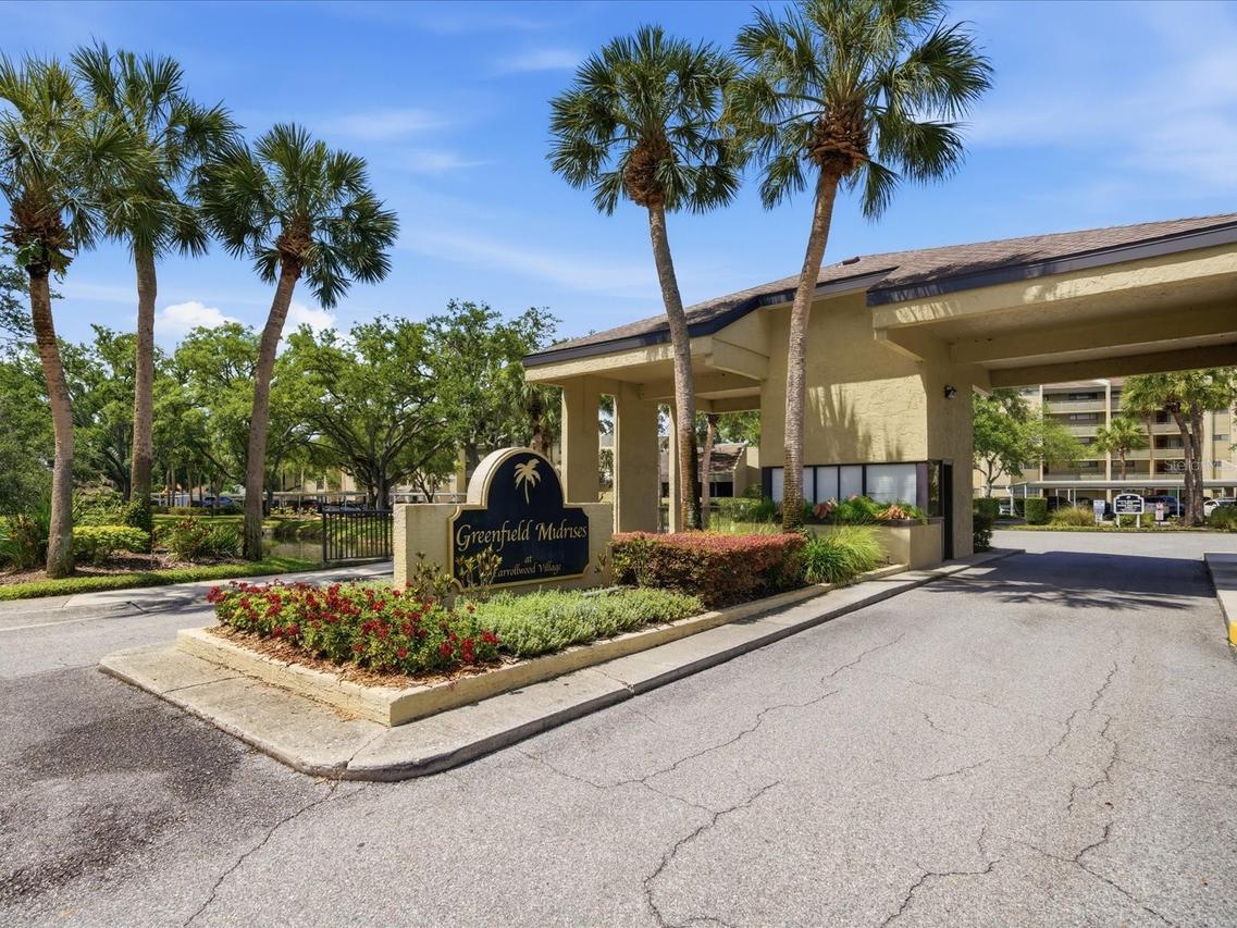 13626 Greenfield Dr. #401, Tampa, FL 33618
