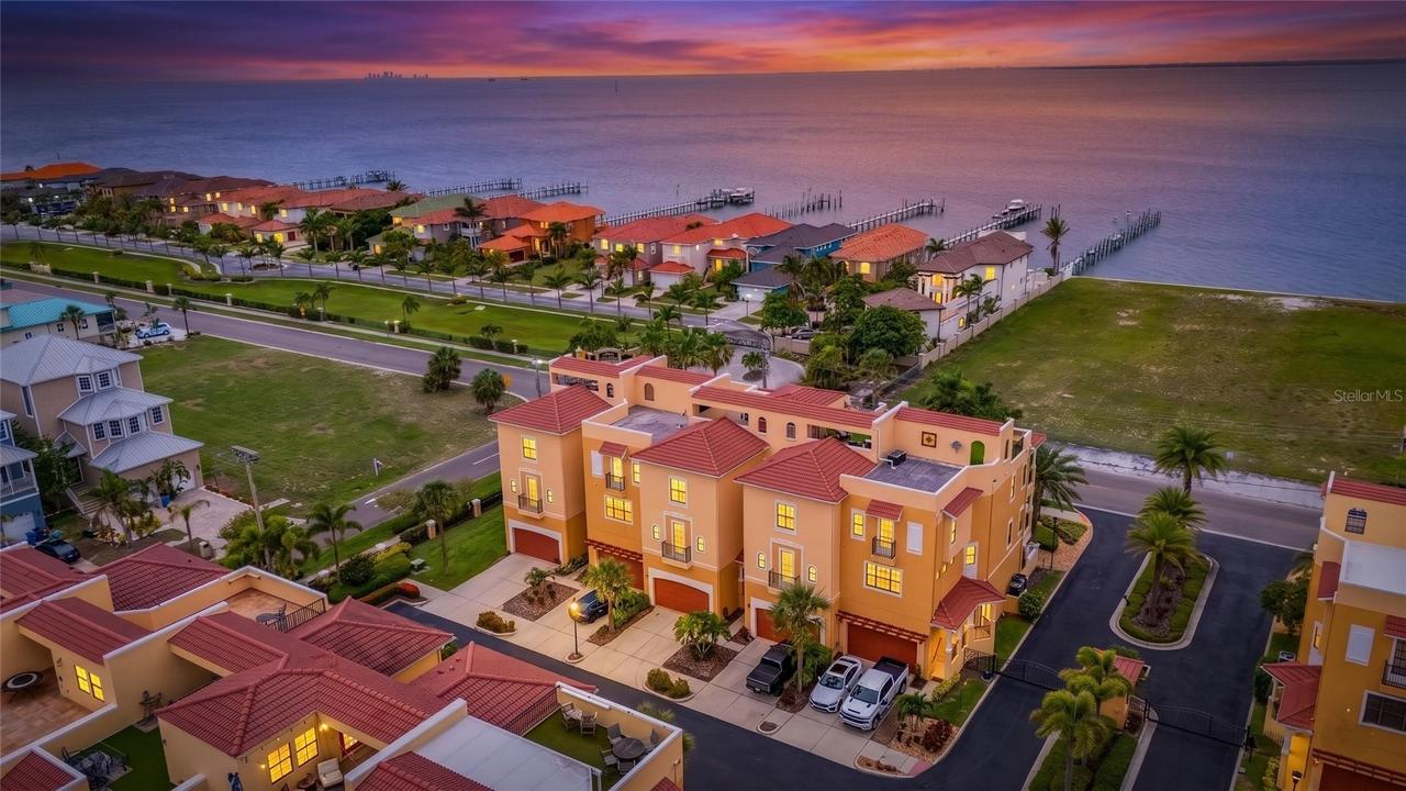 6408 Mayra Shores Ln., Apollo Beach, FL 33572