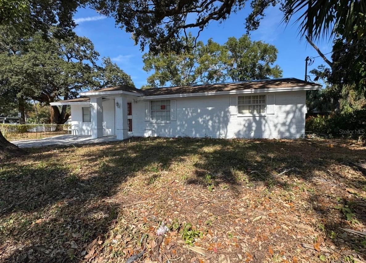 2620 E 33rd Ave., Tampa, FL 33610