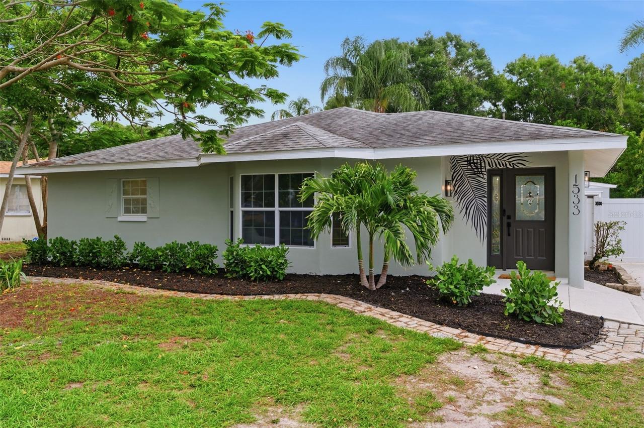 1533 Suffolk St., St Petersburg, FL 33710
