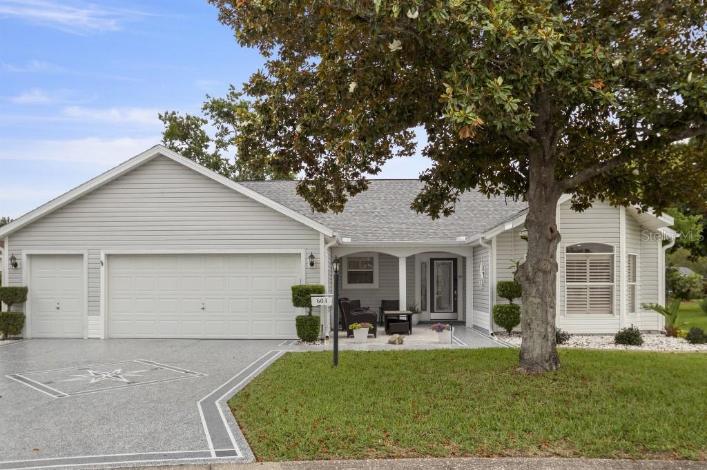 603 Lisbon Ln., Lady Lake, FL 32159