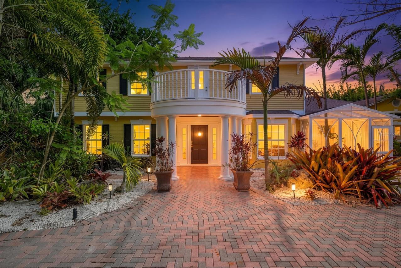 1821 Oak Creek Dr., Dunedin, FL 34698