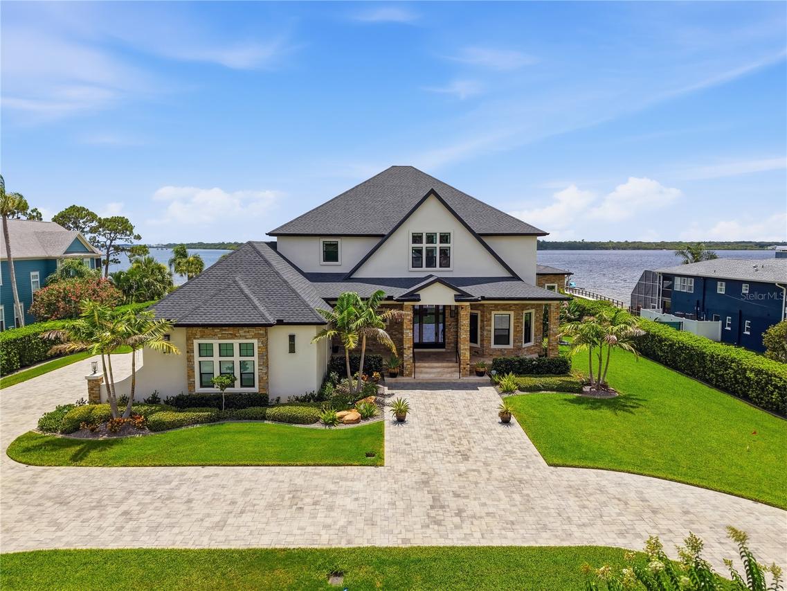 732 Shore Dr., Oldsmar, FL 34677