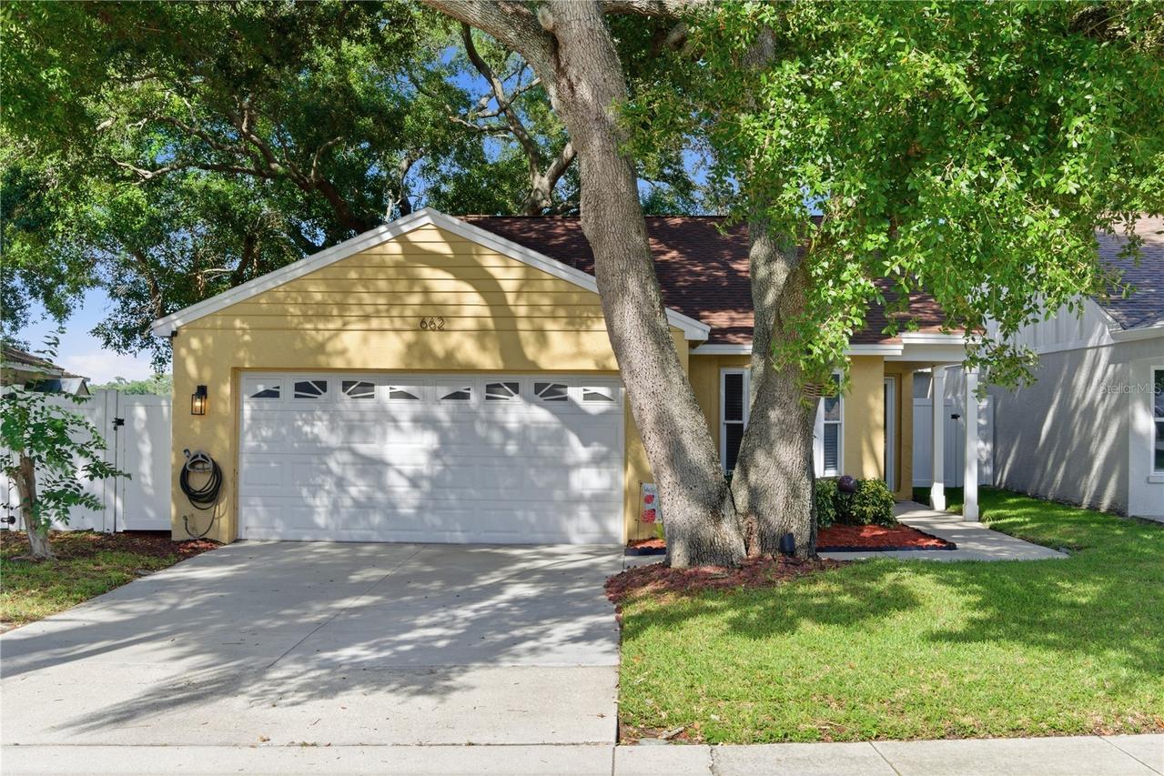 662 Bellingham Pl., Palm Harbor, FL 34684