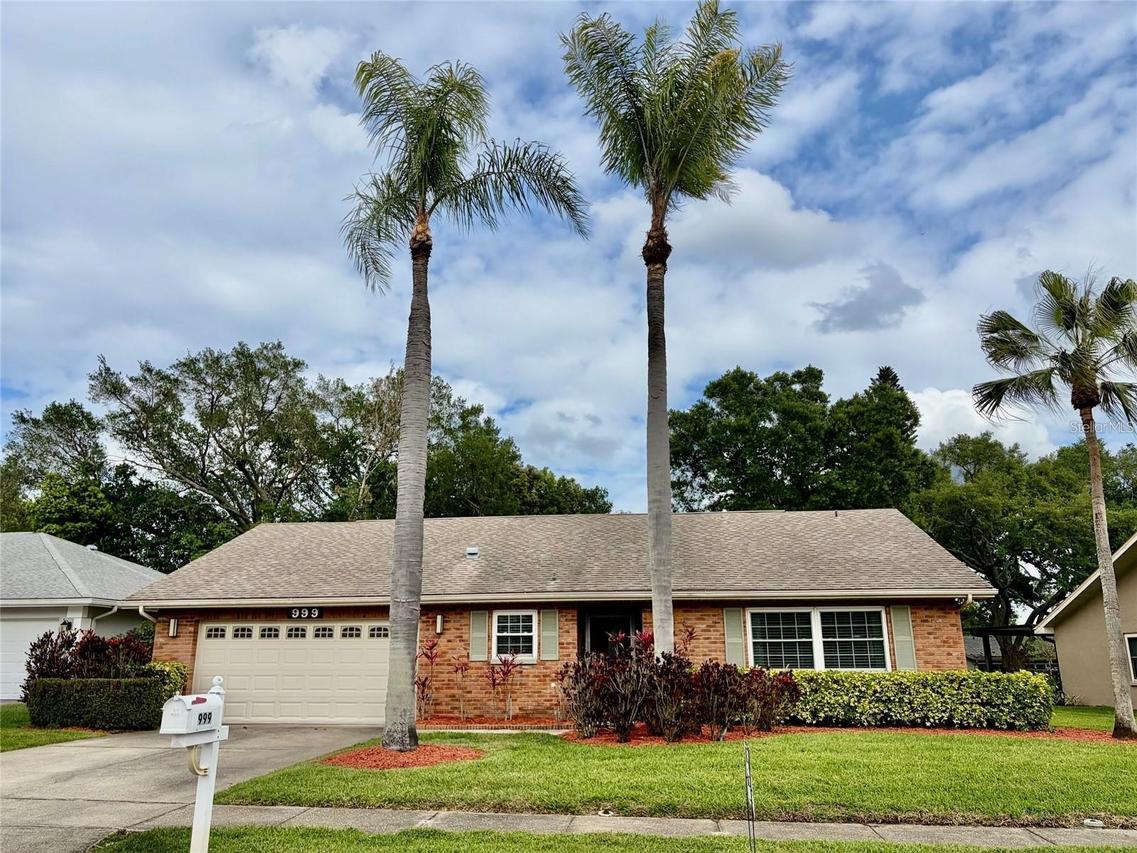 999 Gillespie Dr., Palm Harbor, FL 34684