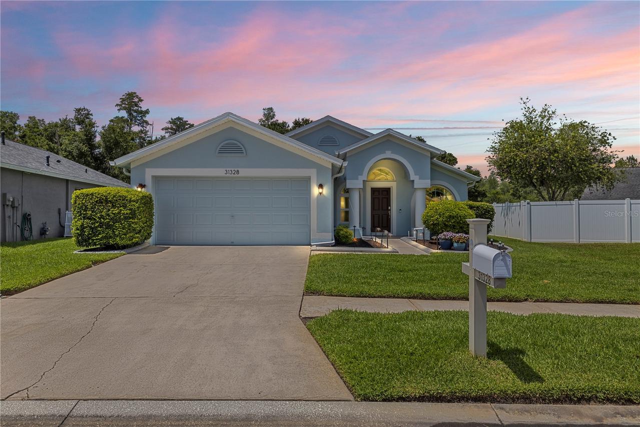 31328 Wrencrest Dr., Wesley Chapel, FL 33543